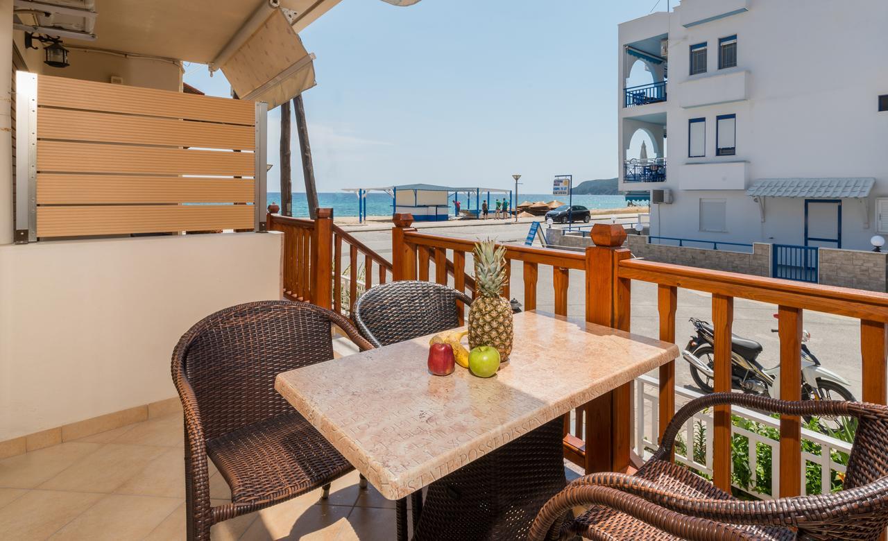 סארטי House Kostas On The Beach מראה חיצוני תמונה
