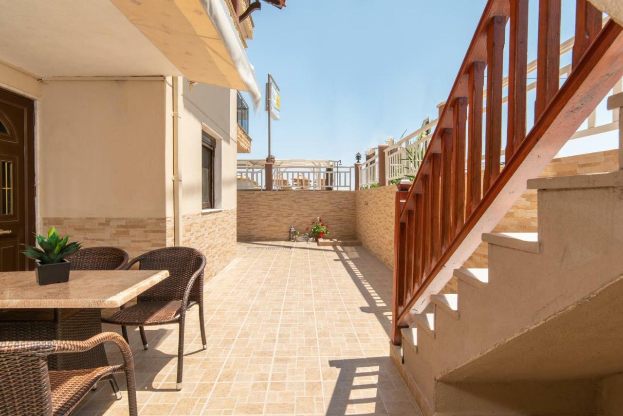 סארטי House Kostas On The Beach מראה חיצוני תמונה